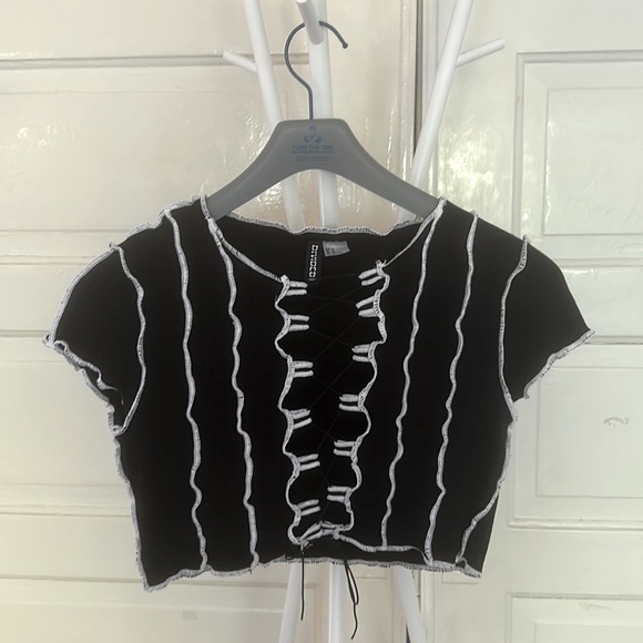 Tie-front top - Picture 2 of 4